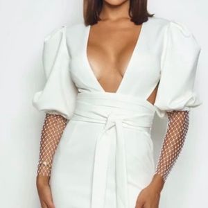 White balloon sleeve mini dress size medium